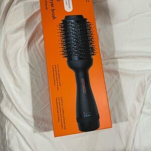 Amika Black Hair Dryer Brush